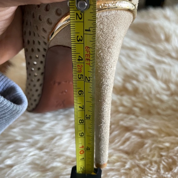 - Louis Vuitton (Preowned) “Eyeline” beige heels with suede mesh finis… - Picture 7 of 13